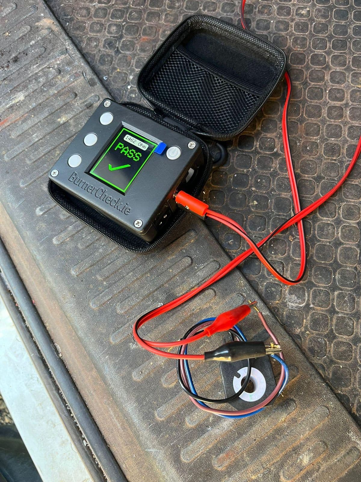 Solenoid check on an R40 burner